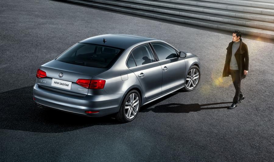  Volkswagen Sagitar 2015 года  (фото 16 из 17)